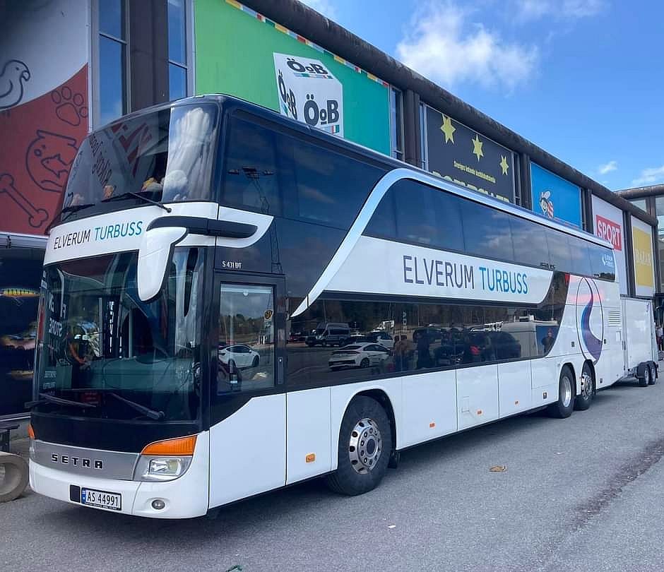 Dobbeltdekker fra Elverum Turbuss